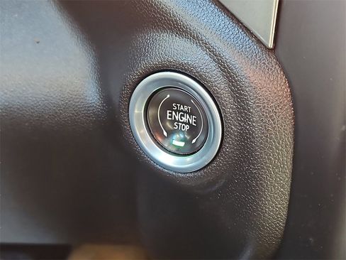 Certified 2022 Chevrolet Silverado 1500 LT image 23