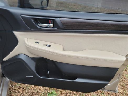 Used 2015 Subaru Legacy 2.5i Limited image 25