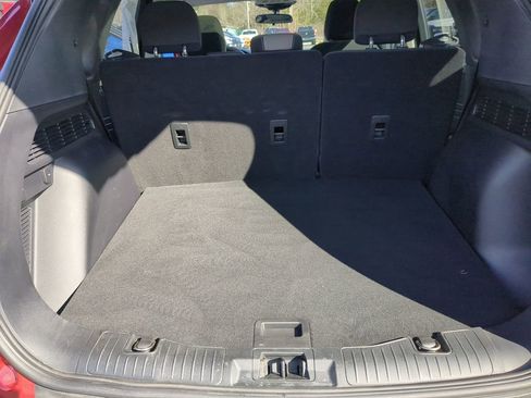 Used 2022 Ford Escape SE w/ SE Sport Appearance Package image 23