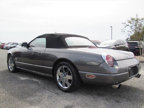 Used 2003 Ford Thunderbird Deluxe image 4