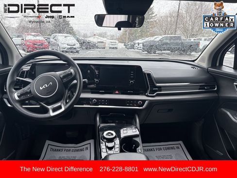 Used 2023 Kia Sportage LX image 11