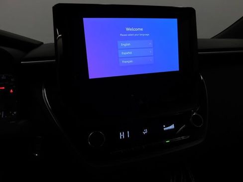 Used 2025 Toyota Corolla SE image 29