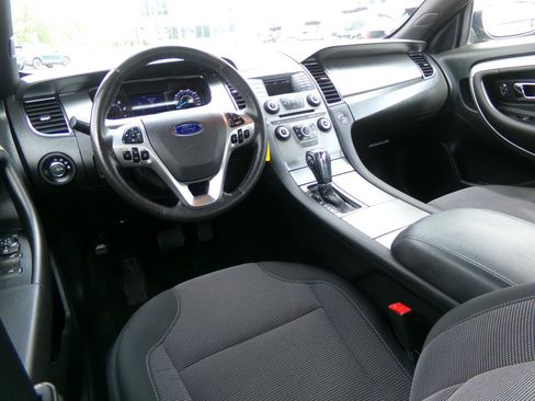 Used 2017 Ford Taurus SEL AWD/4WD image 28