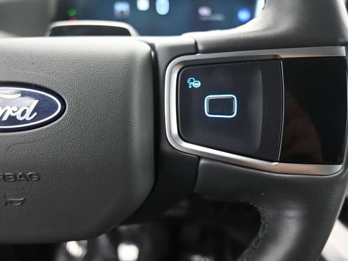 Used 2025 Ford Expedition Max Active AWD/4WD image 20