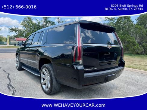 Used 2020 Cadillac Escalade ESV Luxury AWD/4WD image 3
