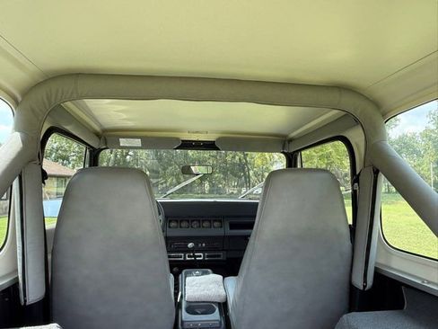 Used 1989 Jeep Wrangler 4WD image 36