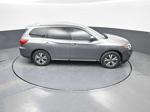 Used 2020 Nissan Pathfinder S image 36