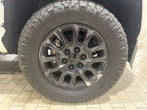 Used 2024 Toyota Tacoma TRD Sport RWD image 46
