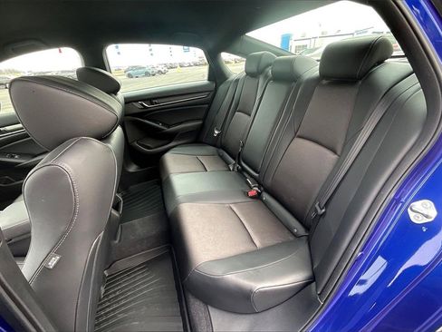 Certified 2022 Honda Accord Sport image 19