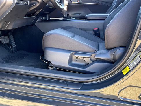 Used 2025 Toyota Camry LE image 36