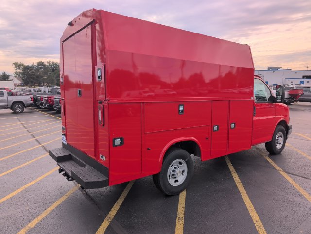 New 2026 Chevrolet Express 3500 w/ Power Convenience Package RWD image 6