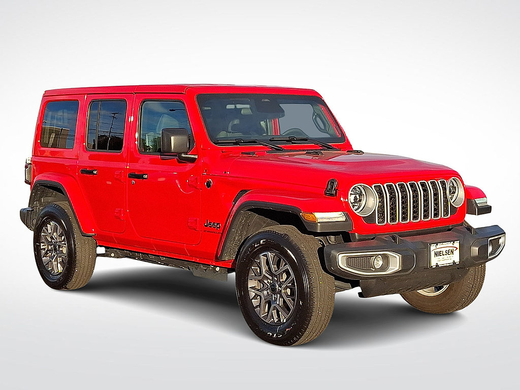 Used 2026 Jeep Wrangler Unlimited Sahara AWD/4WD image 1