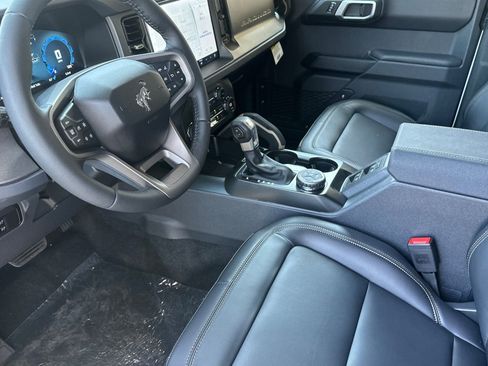 New 2026 Ford Bronco Badlands AWD/4WD image 10