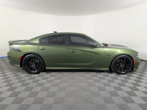 Used 2022 Dodge Charger Scat Pack w/ Daytona Edition Group image 4