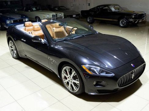 Used 2015 Maserati GranTurismo Convertible RWD image 33
