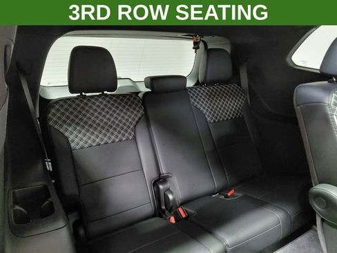 Used 2025 GMC Acadia Denali w/ LPO, Floor Liner Package AWD/4WD image 5