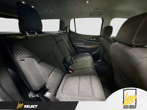 Used 2019 GMC Acadia SLE FWD image 29