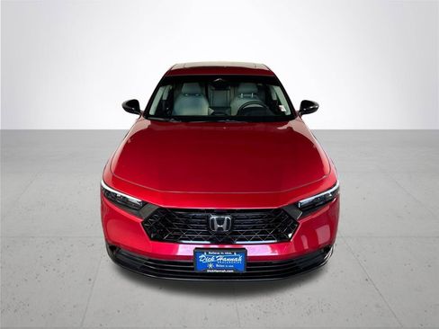 Certified 2025 Honda Accord SE image 3