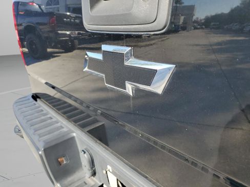 Used 2017 Chevrolet Silverado 1500 W/T w/ Black Out Edition image 28