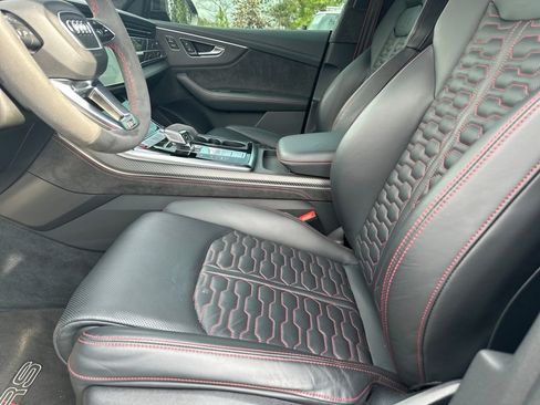 Used 2022 Audi RS Q8 w/ Carbon Optic Package image 20