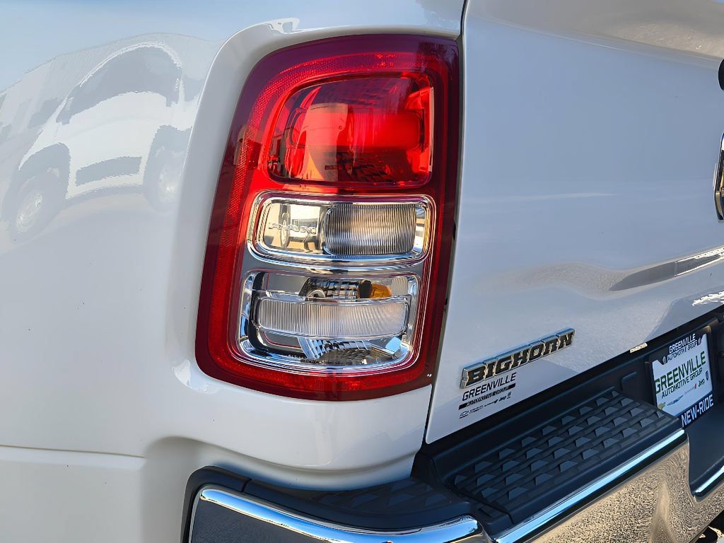 Used 2024 RAM 3500 Big Horn AWD/4WD image 12