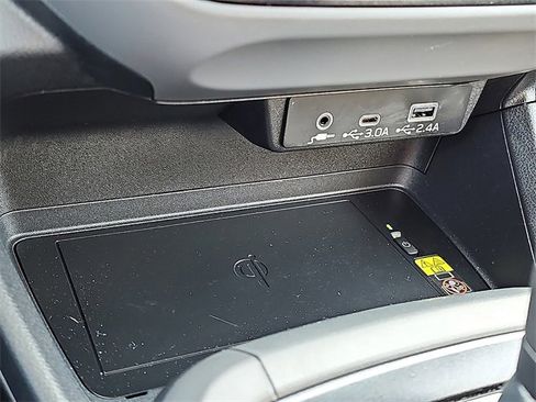Certified 2025 Subaru Crosstrek 2.5i Limited image 24