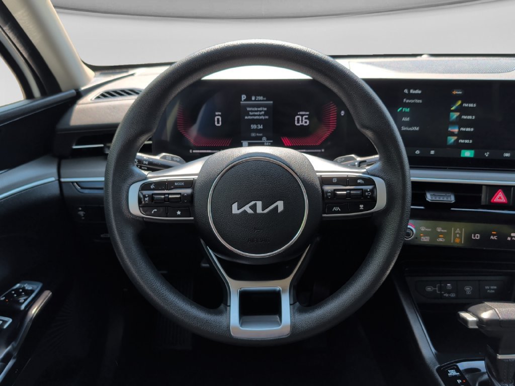 Used 2026 Kia K5 LXS FWD image 11