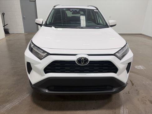 New 2025 Toyota RAV4 XLE image 37