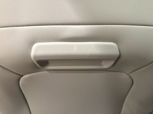 New 2026 Ford Expedition Platinum image 25