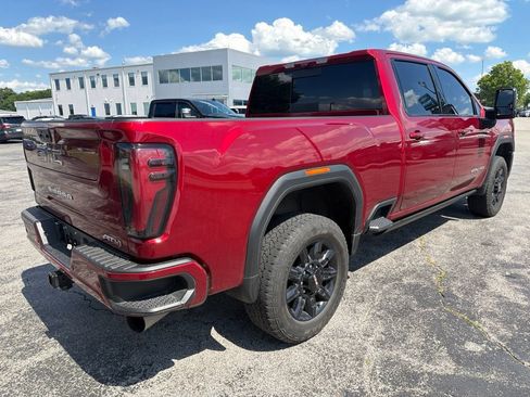Used 2024 GMC Sierra 2500 AT4 w/ AT4 Premium Plus Package AWD/4WD image 3