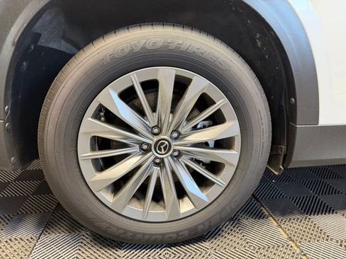 Certified 2024 MAZDA CX-90 Plug-In Hybrid w/ Preferred image 31