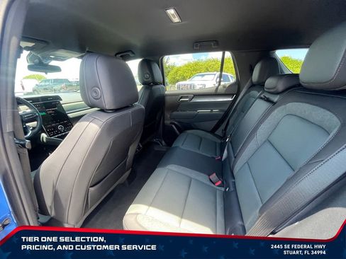 Used 2026 GMC Terrain AT4 w/ Convenience Package III AWD/4WD image 12