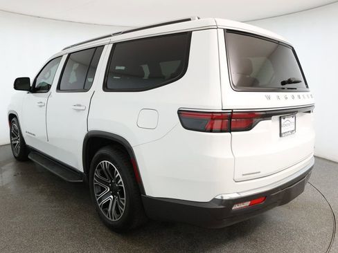 Used 2022 Jeep Wagoneer Series III image 6