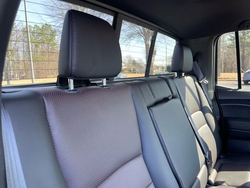 Certified 2025 Honda Ridgeline Black Edition image 37