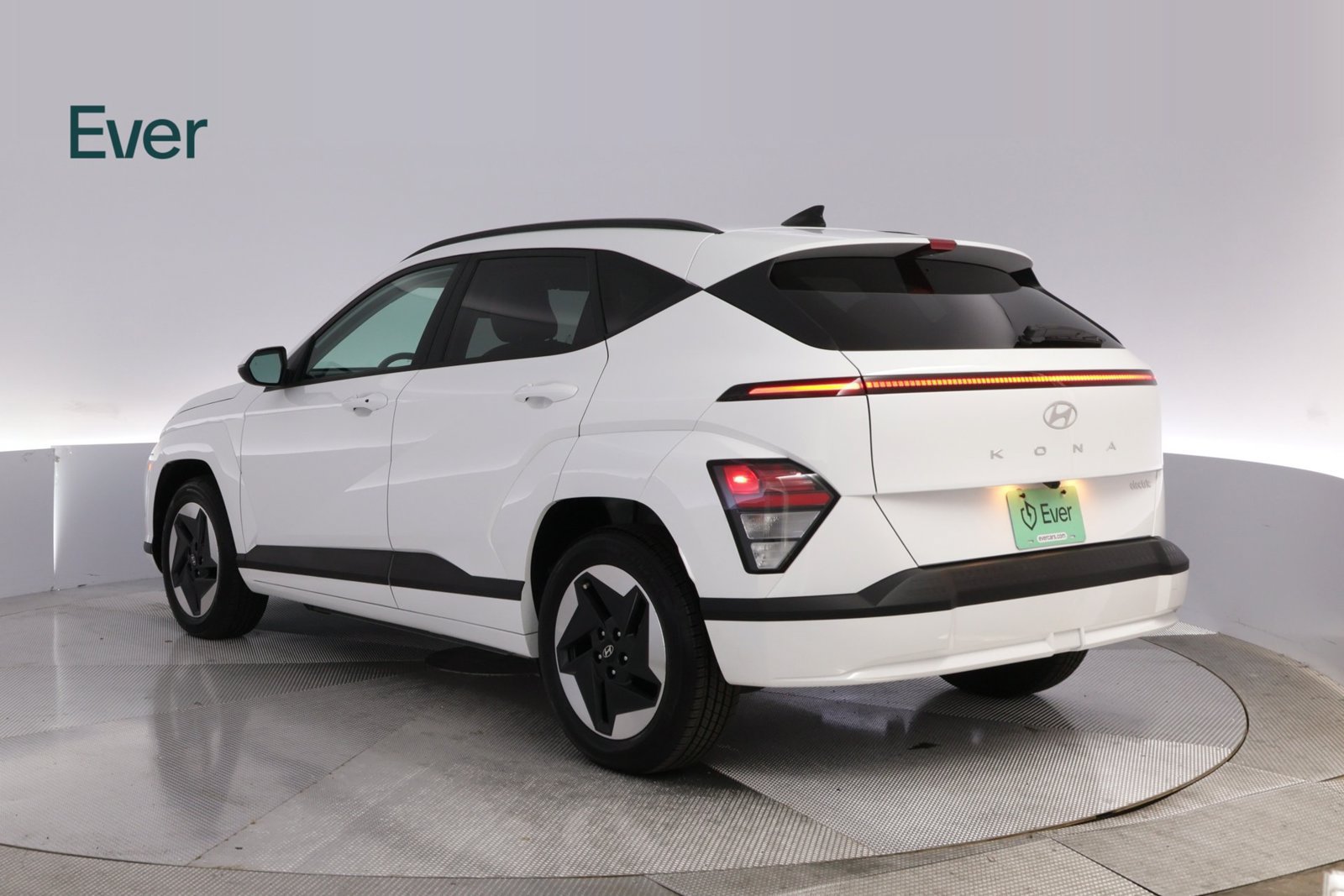 Used 2024 Hyundai Kona SEL FWD image 17