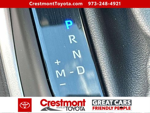 Certified 2025 Toyota Highlander XLE image 28