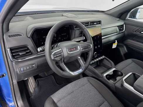 New 2025 GMC Terrain Elevation image 9