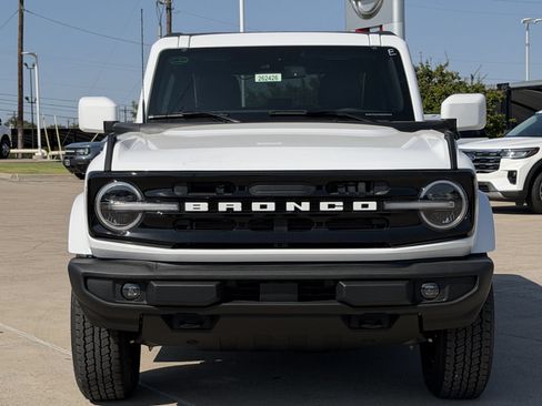 New 2026 Ford Bronco Outer Banks AWD/4WD image 6