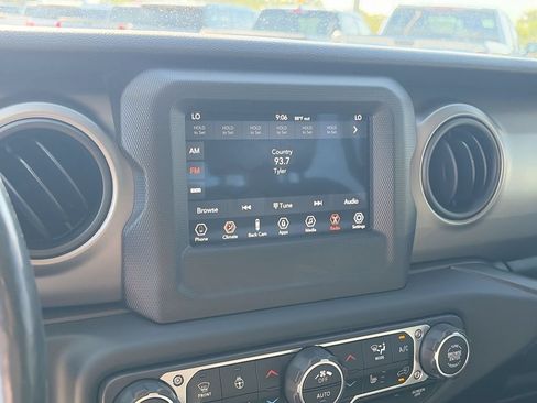 Used 2019 Jeep Wrangler Unlimited Sport S AWD/4WD image 21