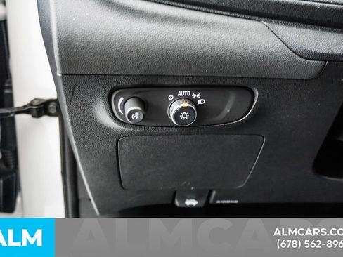 Used 2025 Buick Encore GX Preferred FWD image 31