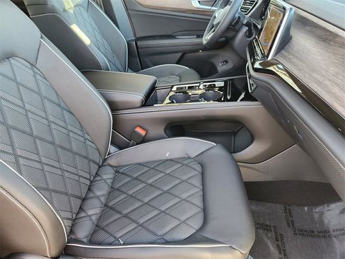 New 2026 Volkswagen Atlas SEL Premium R-Line image 20