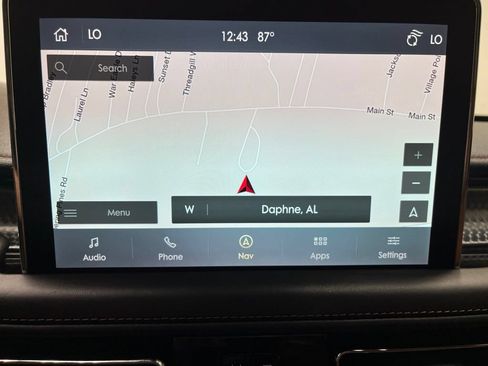 Used 2022 Lincoln Aviator Black Label AWD/4WD image 13