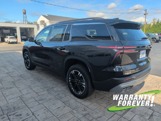 New 2027 Chevrolet Traverse LT w/ Sun and Wheel Package AWD/4WD image 5