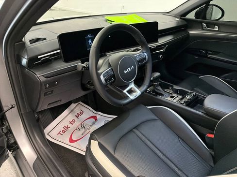 Used 2025 Kia K5 GT-Line w/ GT-Line Premium Package FWD image 9