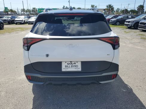 Used 2023 Kia Sportage X-Pro image 5
