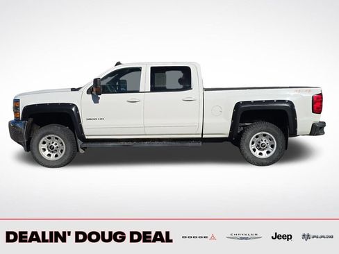 Used 2015 Chevrolet Silverado 3500 LT AWD/4WD image 3