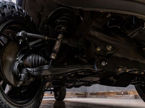 Used 2024 GMC Sierra 1500 SLT w/ SLT Premium Plus Package image 14