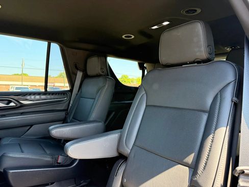 Used 2021 GMC Yukon Denali AWD/4WD image 12