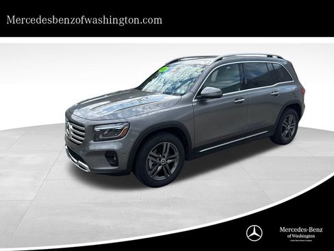 Used 2026 Mercedes-Benz GLB 250 4MATIC image 1