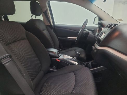 Used 2015 Dodge Journey American Value Package w/ Flexible Seating Group image 21